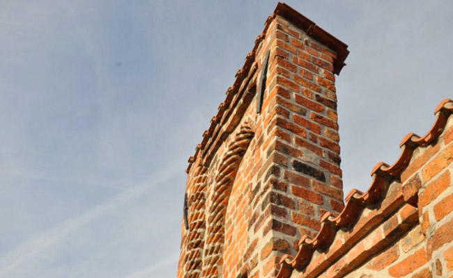 Halterung Treppengiebel